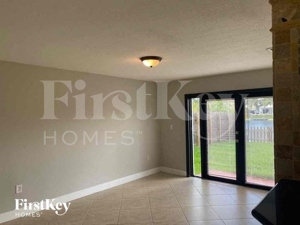 16119 Solana Rd - Photo 6 of 31