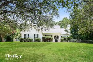 featured image of 145 Macadamia Ct