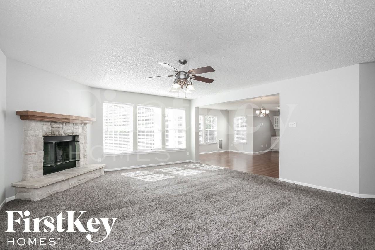 10851 Zimmerman Ln - Photo 5 of 15