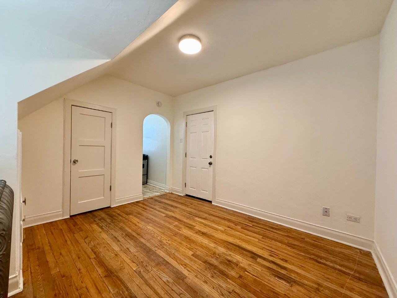 1454 N Marion St #11 - Photo 2 of 9