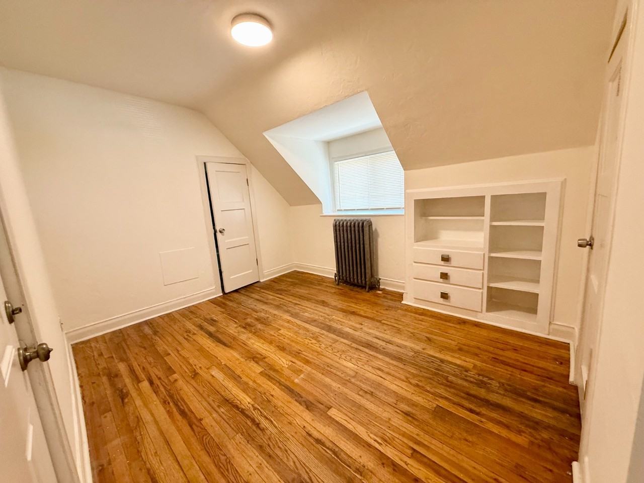 1454 N Marion St #11 - Photo 3 of 9