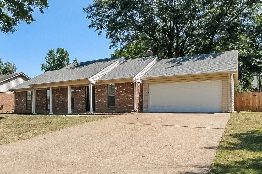 6170 Chickasaw Dr - Photo 4 of 16