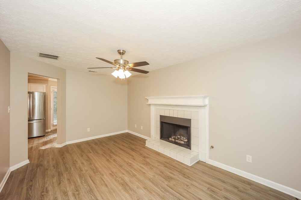 110 Park Place Ct - Photo 5 of 17