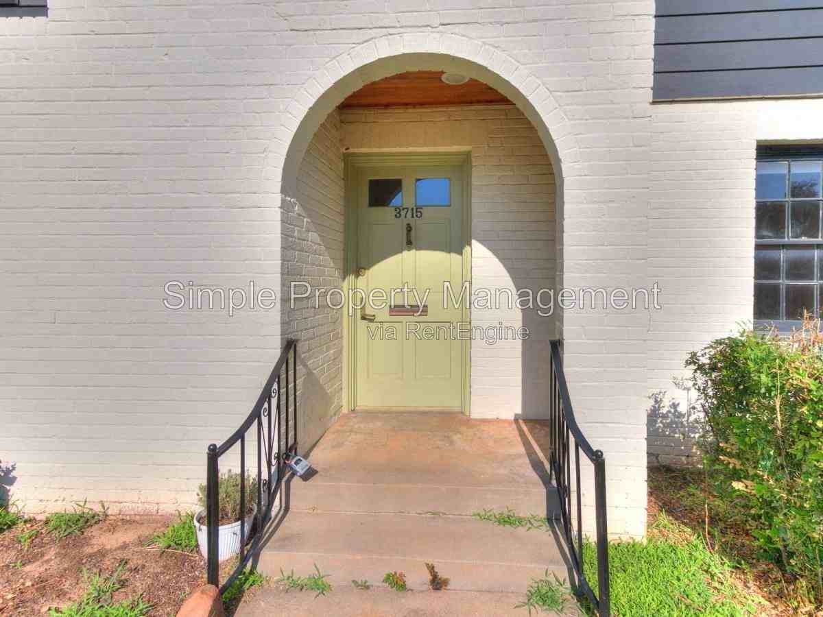 3715 N Lee Ave #1 - Photo 2 of 10