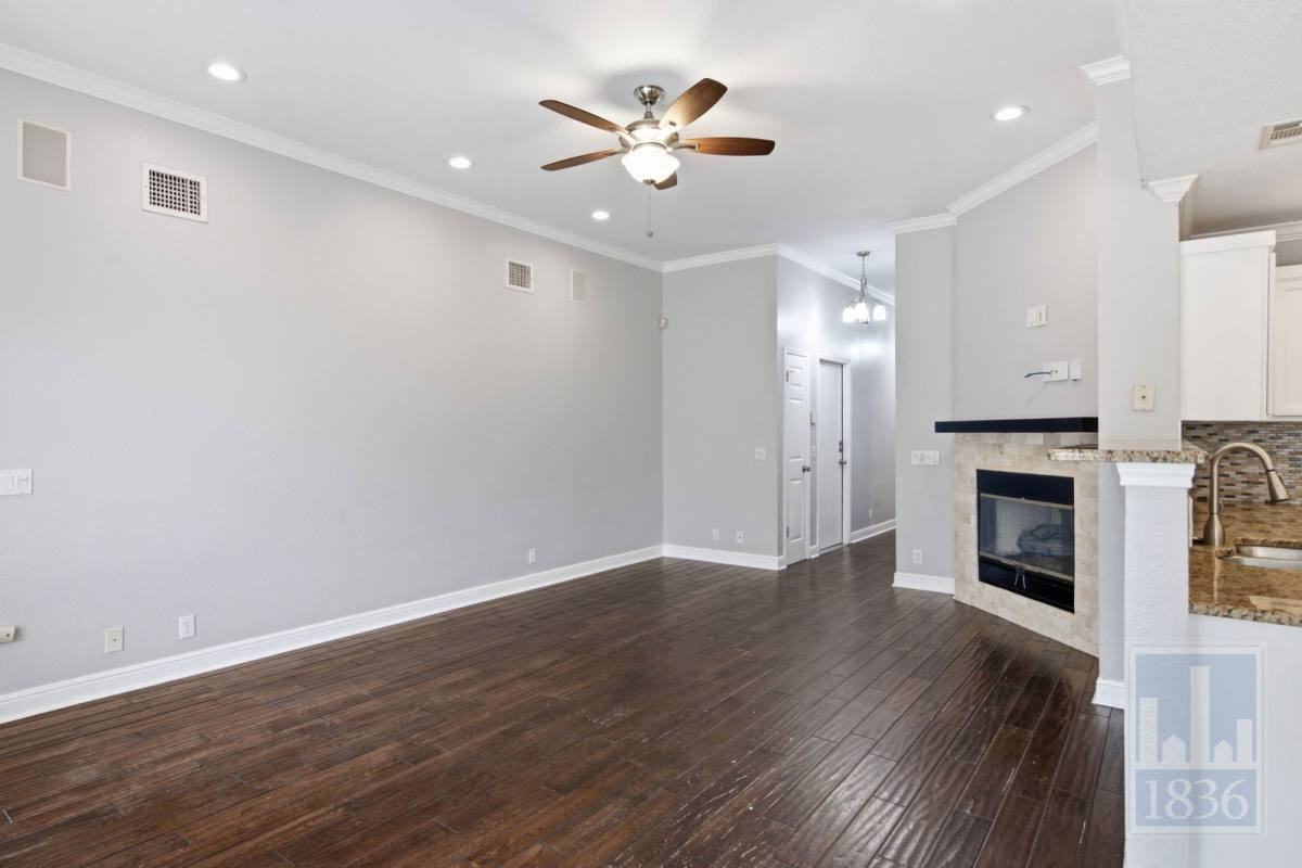 8507 Jilbur Dr - Photo 3 of 10