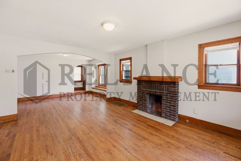 432 S Osage St - Photo 6 of 29