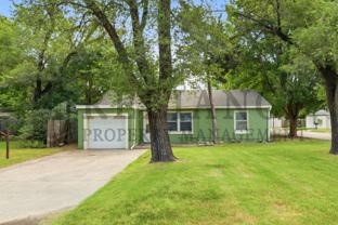 2464 S Washington Ave - Photo 1 of 1
