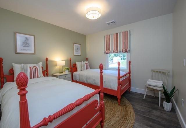 147 Hemlock Rd - Photo 3 of 8