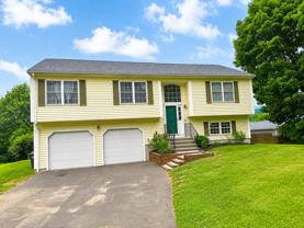 8 Bronson Dr - Photo 1 of 1