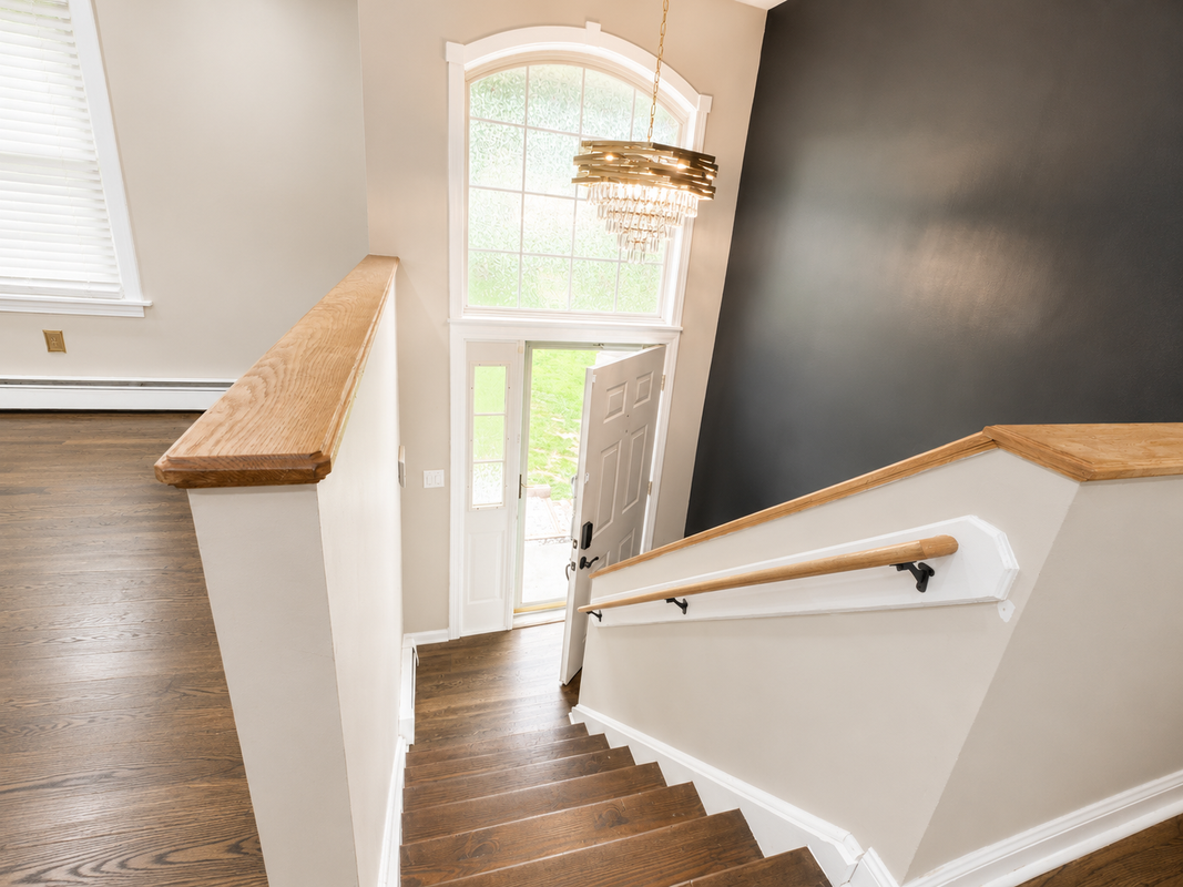 8 Bronson Dr - Photo 2 of 18