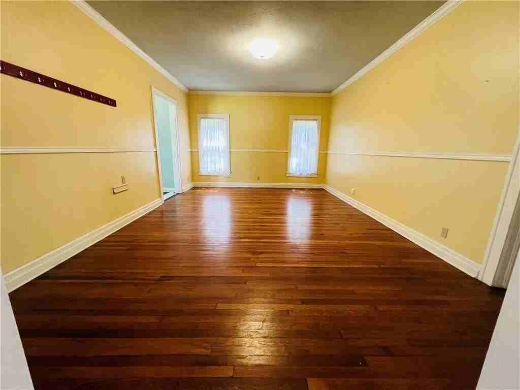 629 W Henrietta Ave - Photo 4 of 28