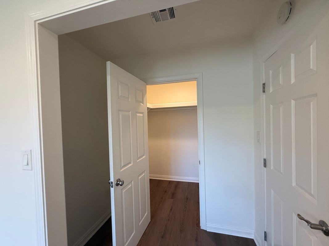 17216 E Millburgh Rd - Photo 3 of 11
