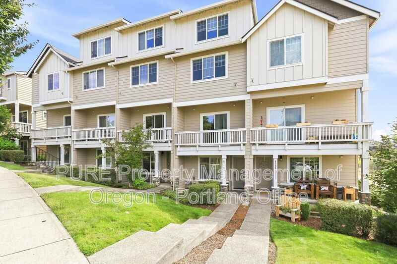 6714 Nw 158th Ave - Photo 3 of 50