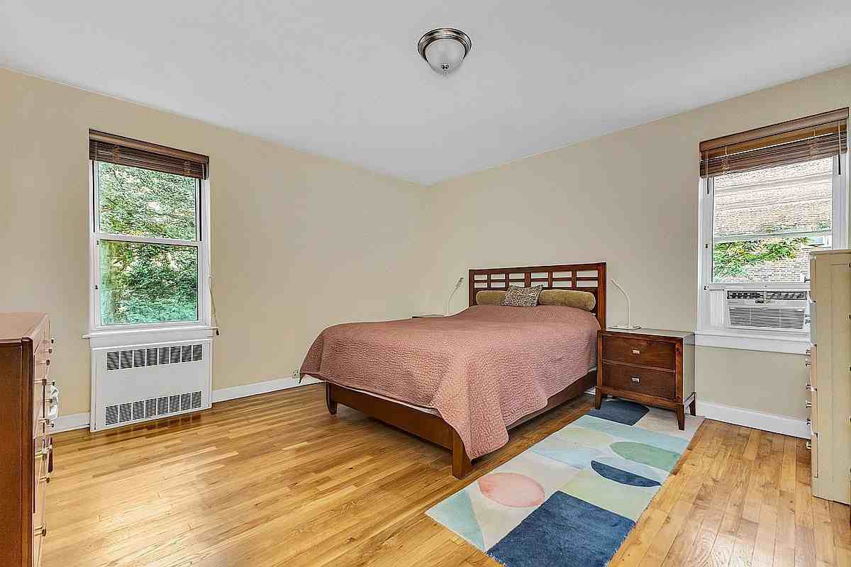 6707 Yellowstone Blvd #3H - Photo 5 of 6