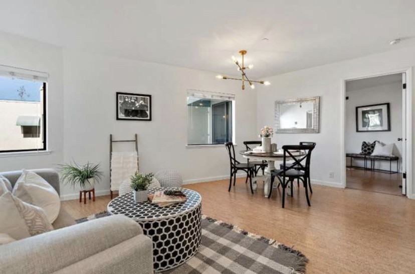 320 Peninsula Ave #412 - Photo 5 of 12
