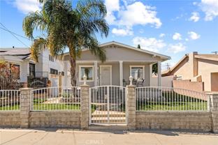 417 S Grand Ave - Photo 1 of 1
