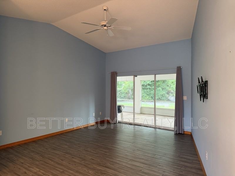 81 Boston Ln - Photo 6 of 40
