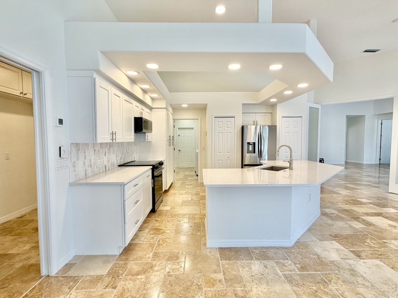 6935 Riversedge Street Cir #NA - Photo 6 of 40