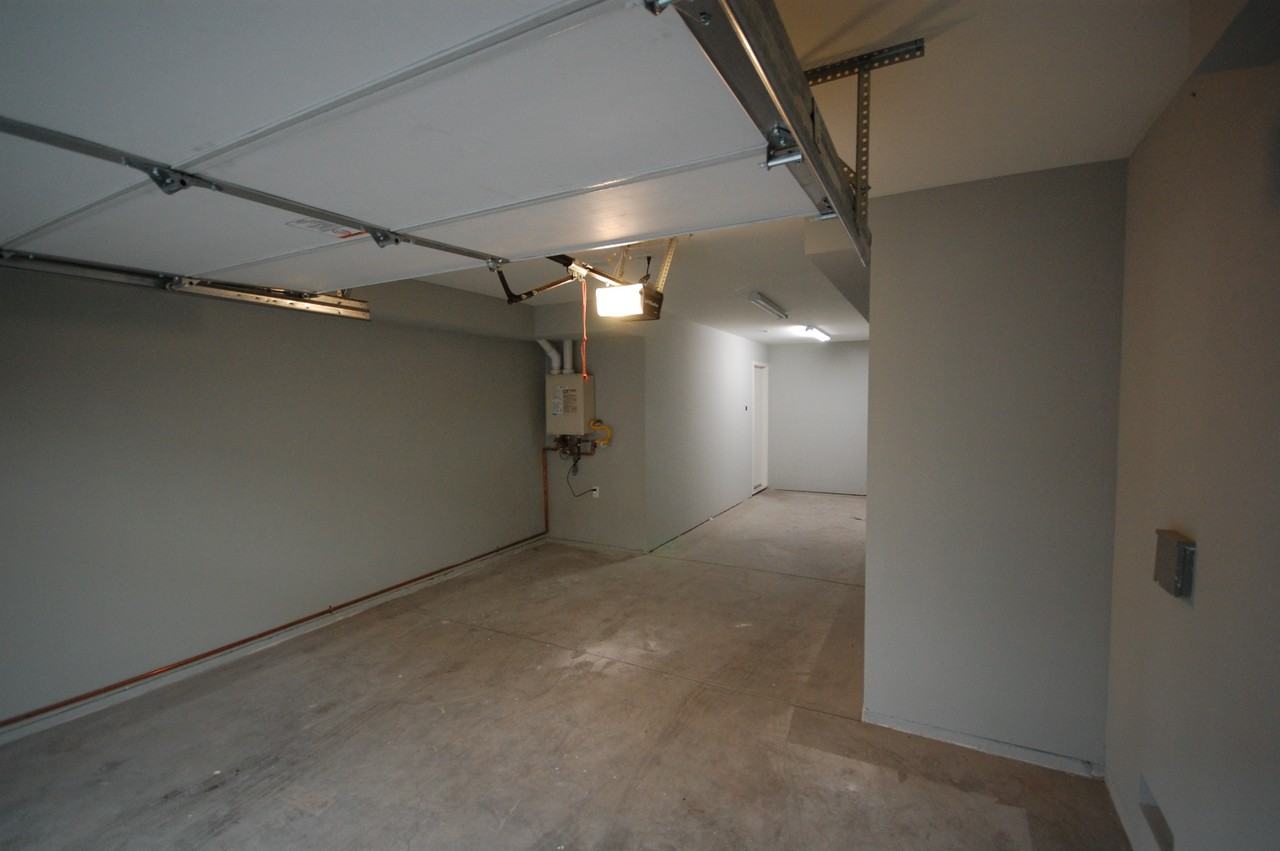 648 N Serrano Ave #1-2 - Photo 7 of 20