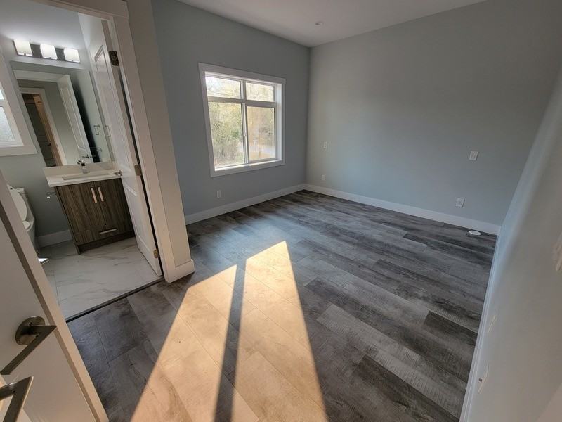 816 Glenwood Ave #4 - Photo 5 of 12