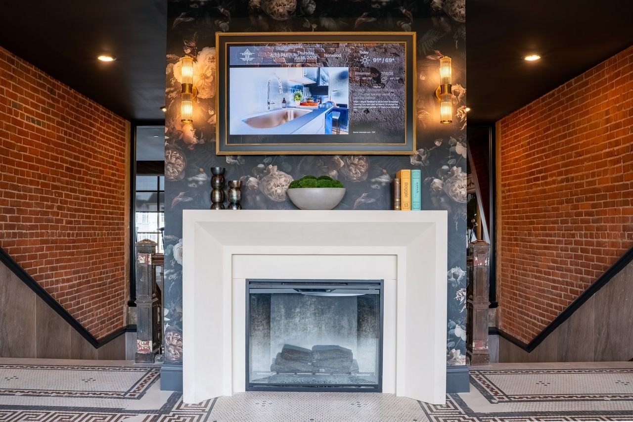 Factory 52 Townhomes - Photo 7 of 51