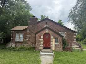 16555 W Parkway St - Photo 1 of 1