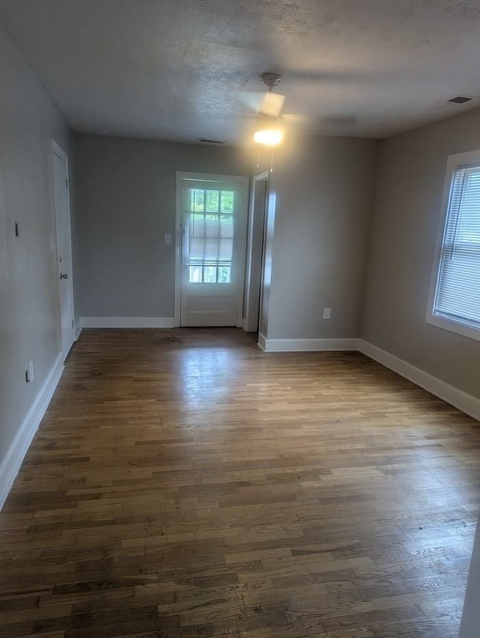 122 Rolling Acres Dr #3 - Photo 2 of 13