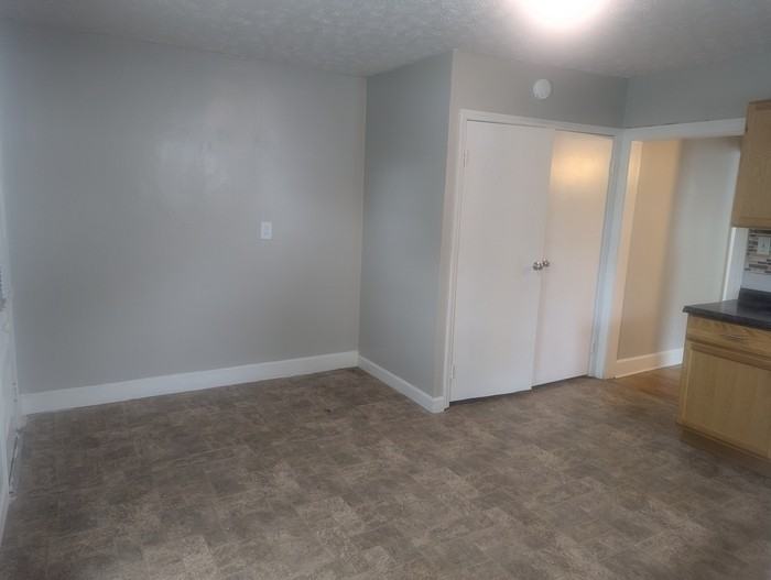 122 Rolling Acres Dr #3 - Photo 7 of 13