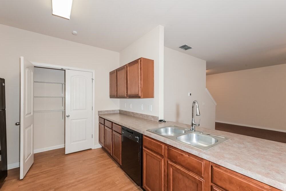 202 August West Way - Photo 7 of 17