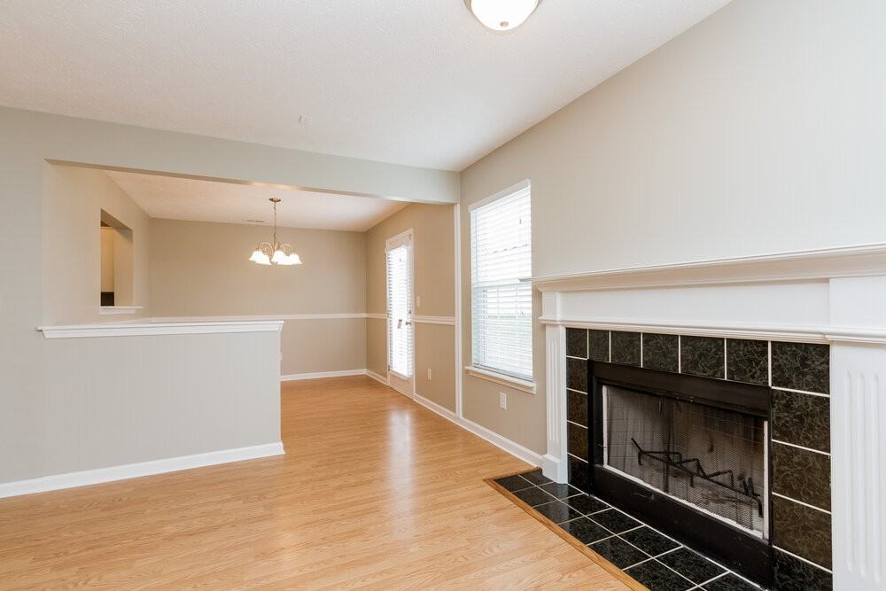 10458 Wintergreen Way - Photo 3 of 15