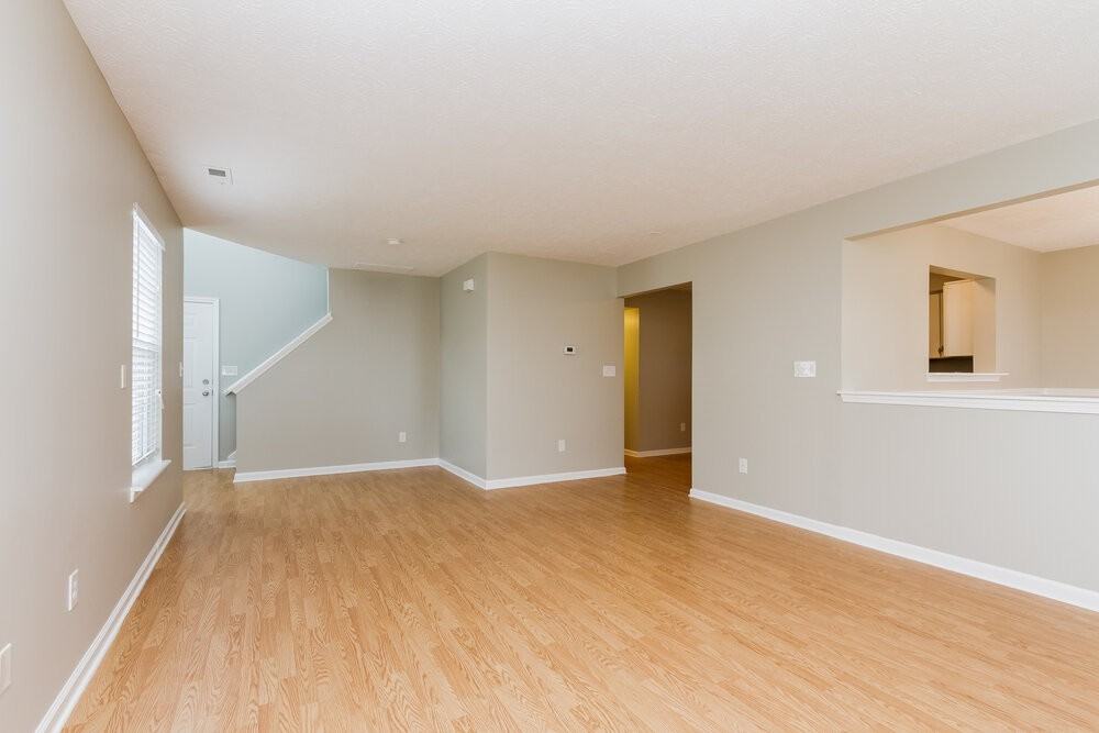 10458 Wintergreen Way - Photo 4 of 15