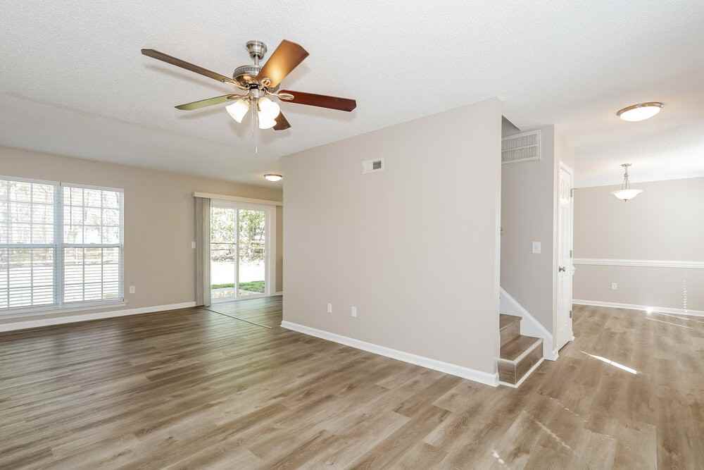 6104 Brick Landing Dr - Photo 4 of 17