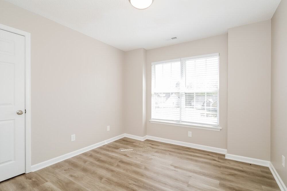 6104 Brick Landing Dr - Photo 6 of 17