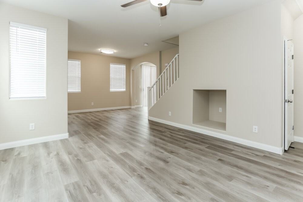 528 Fork Mesa Ct - Photo 5 of 17