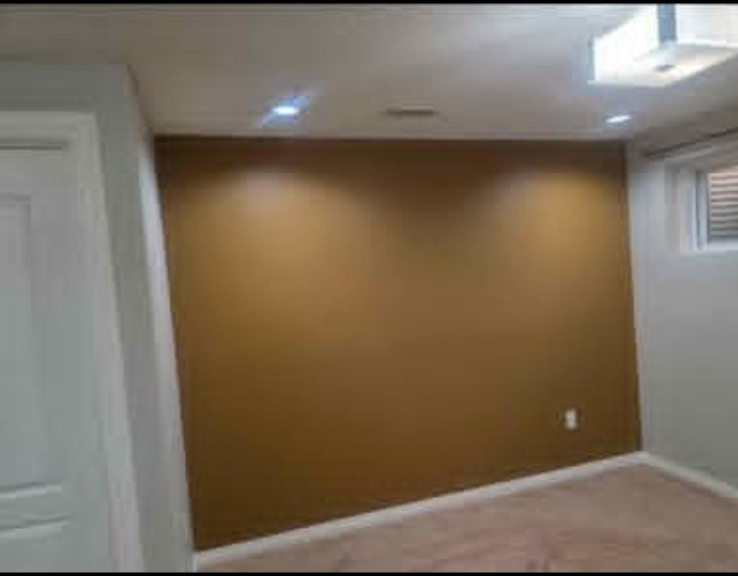 Skyview Shores Manor Northeast - Photo 3 of 7