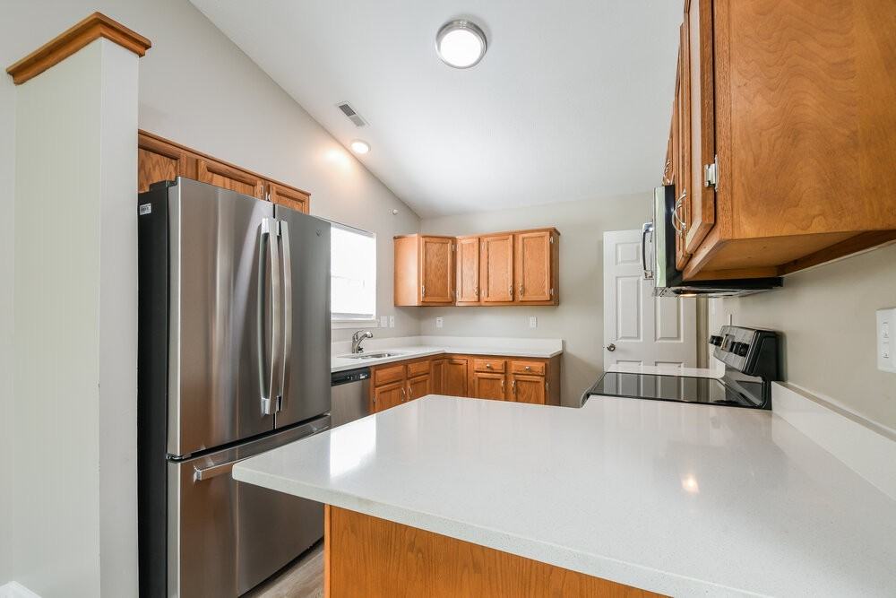 9695 Claymore Dr - Photo 7 of 16