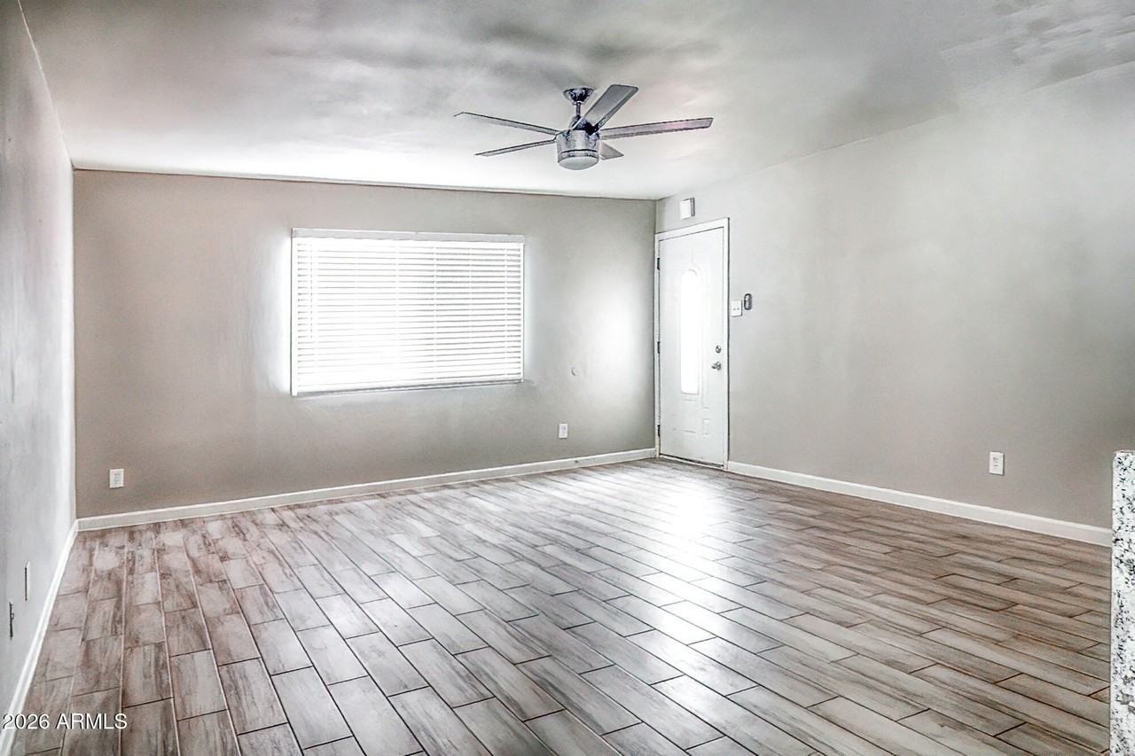 14650 N 54th Ave - Photo 4 of 17