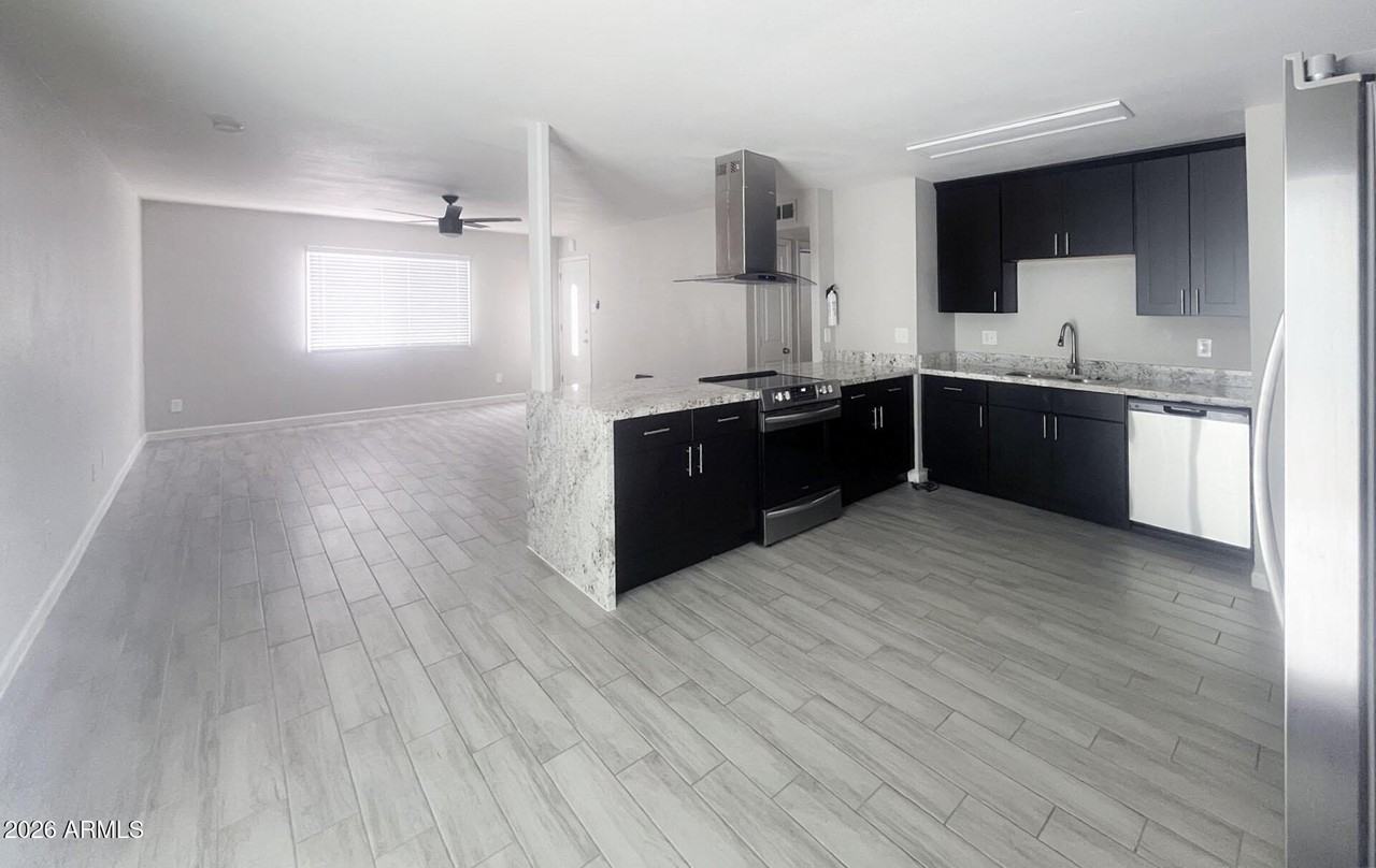 14650 N 54th Ave - Photo 5 of 17