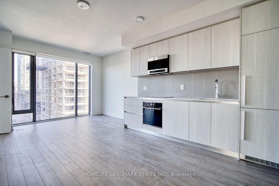 8 Cumberland Street #1608 - Photo 2 of 19