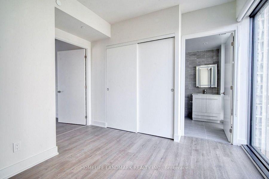 8 Cumberland Street #1608 - Photo 6 of 19