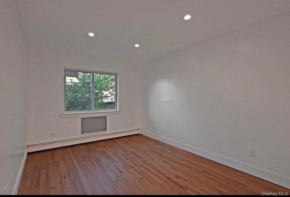 1943 76th St - Photo 6 of 9