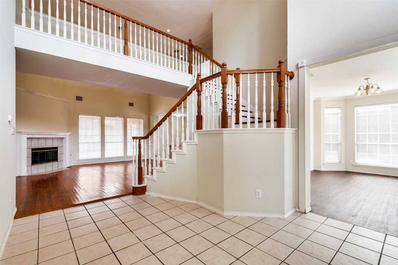 2904 Woods Dr - Photo 7 of 25