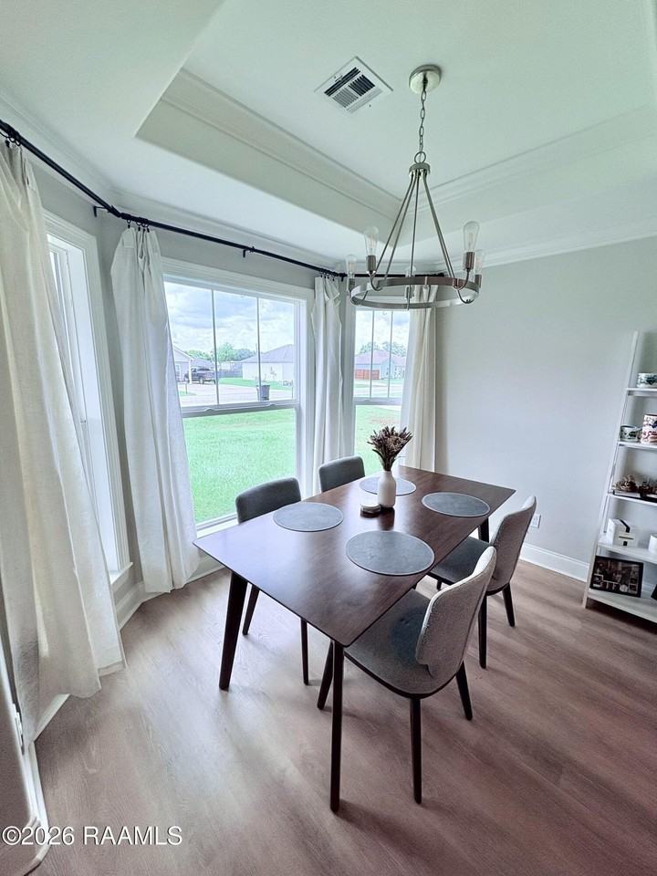 1039 Lillian Michel Dr - Photo 5 of 13