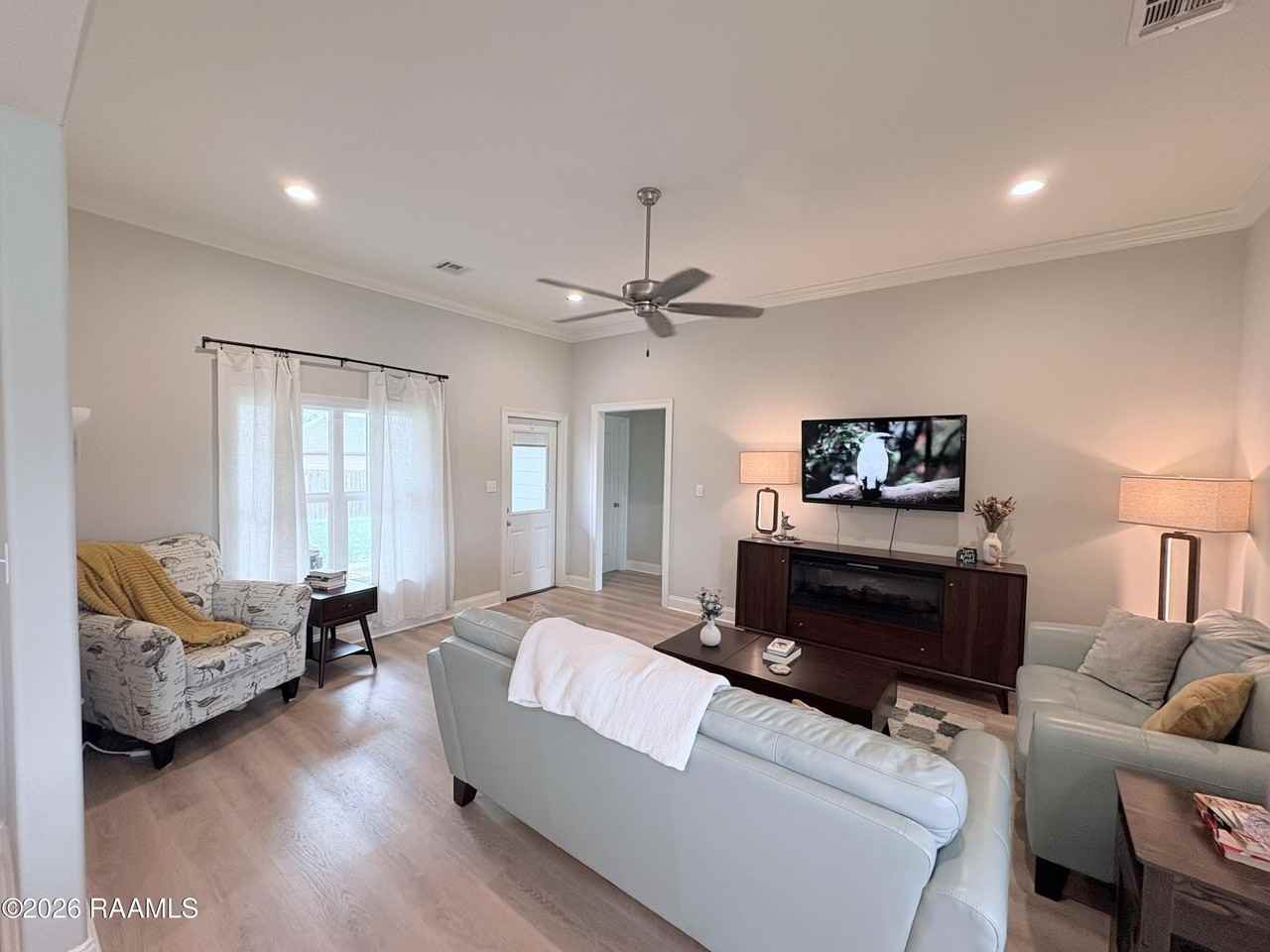 1039 Lillian Michel Dr - Photo 6 of 13