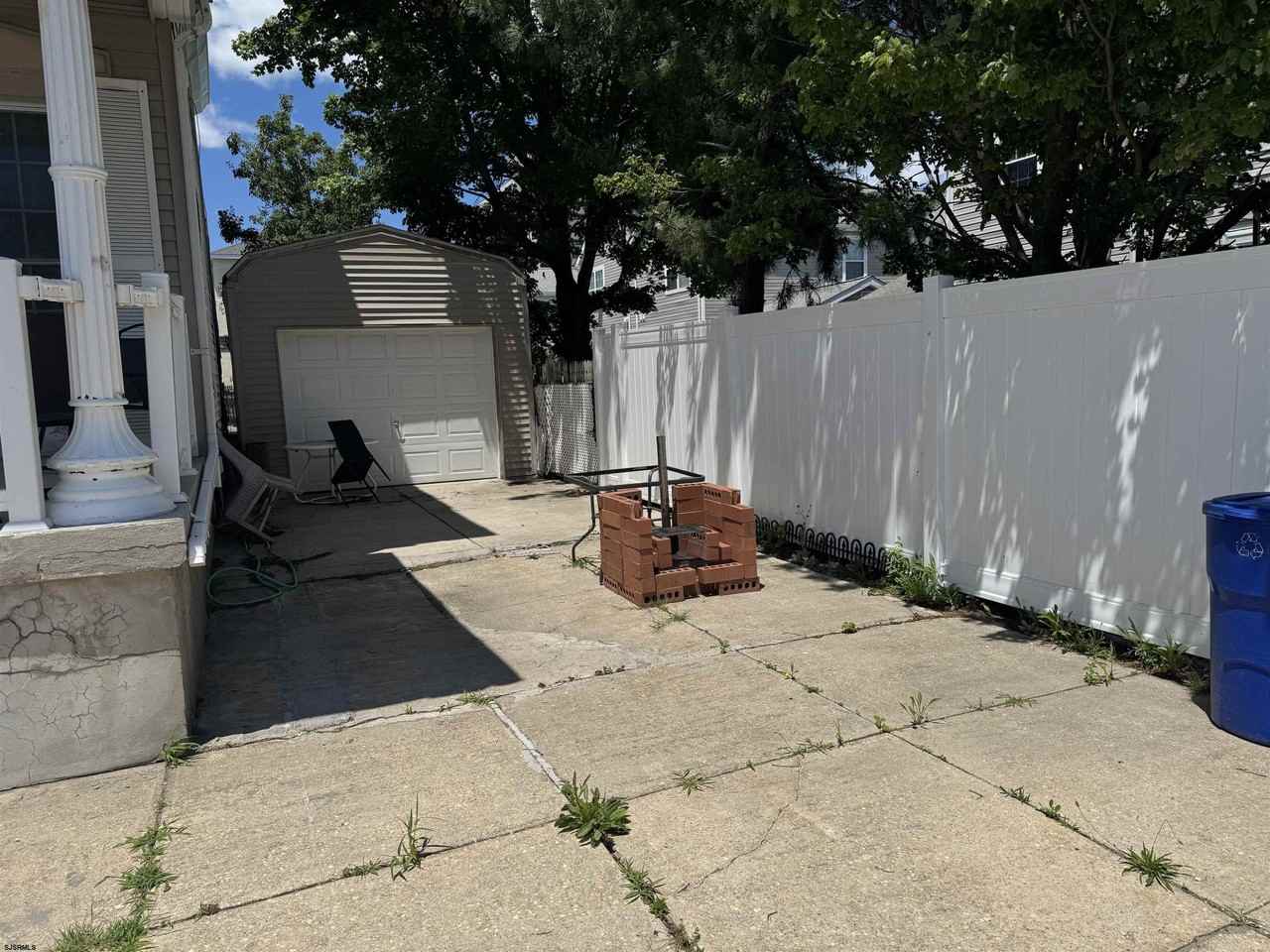 307 Grammercy Pl #2 - Photo 5 of 8