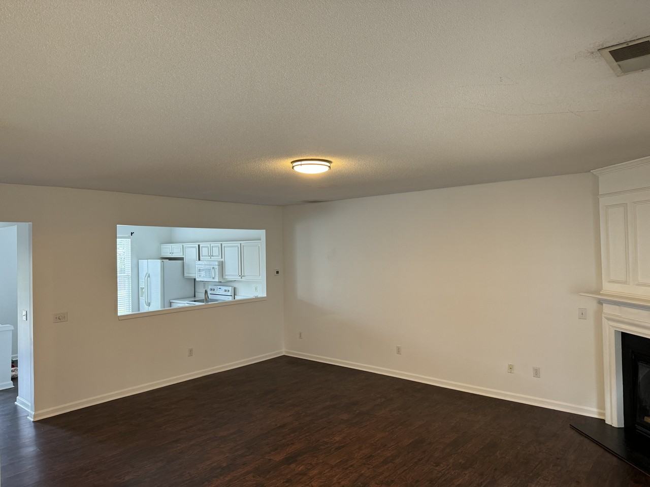 228 Braelock Dr - Photo 4 of 14