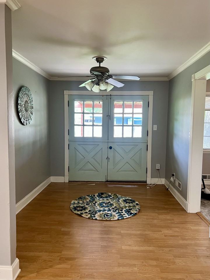 2132 Fremont Dr - Photo 5 of 23