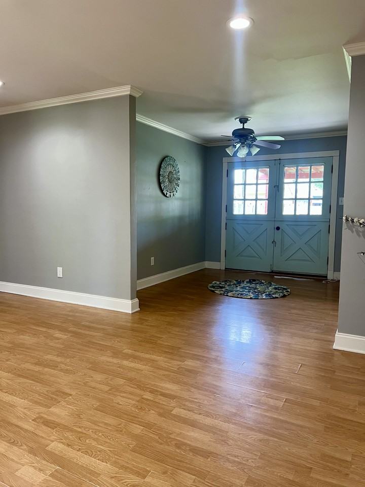 2132 Fremont Dr - Photo 6 of 23