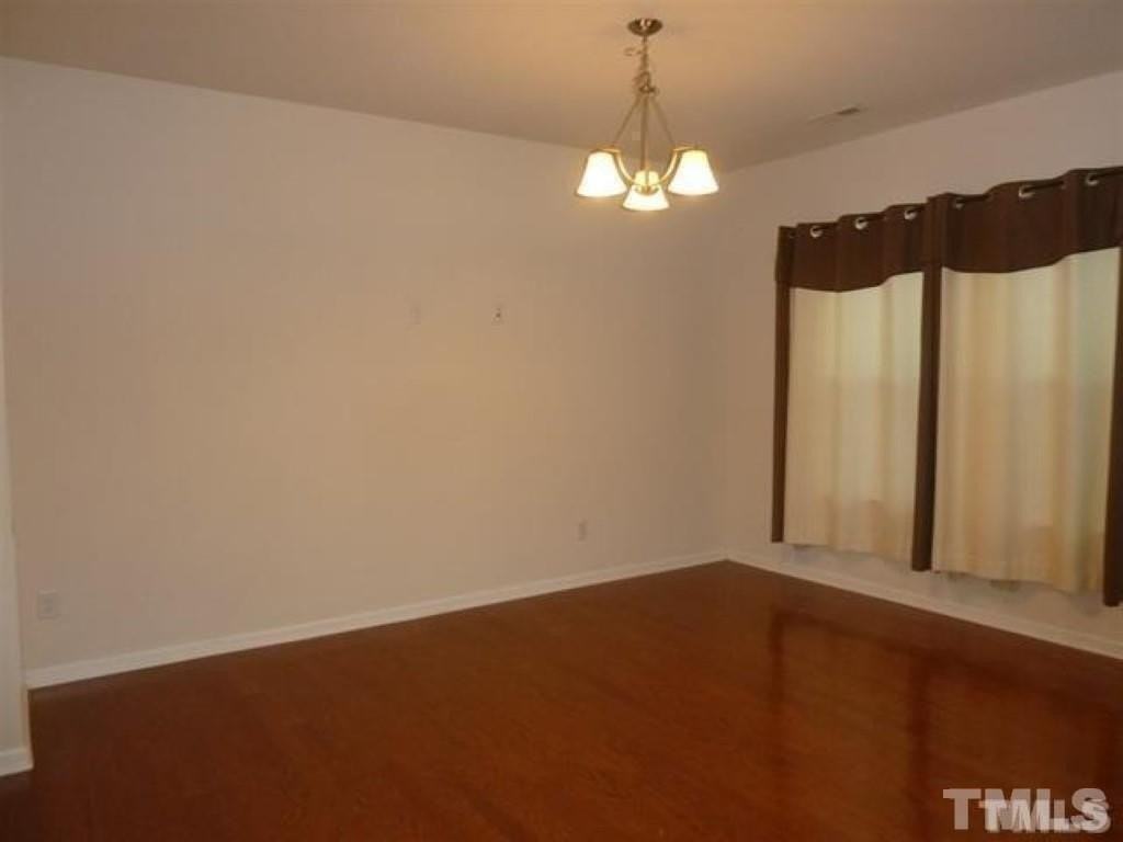 2425 Historic Cir - Photo 3 of 10