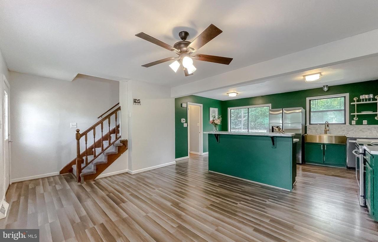 45381 Abell Dr - Photo 4 of 16